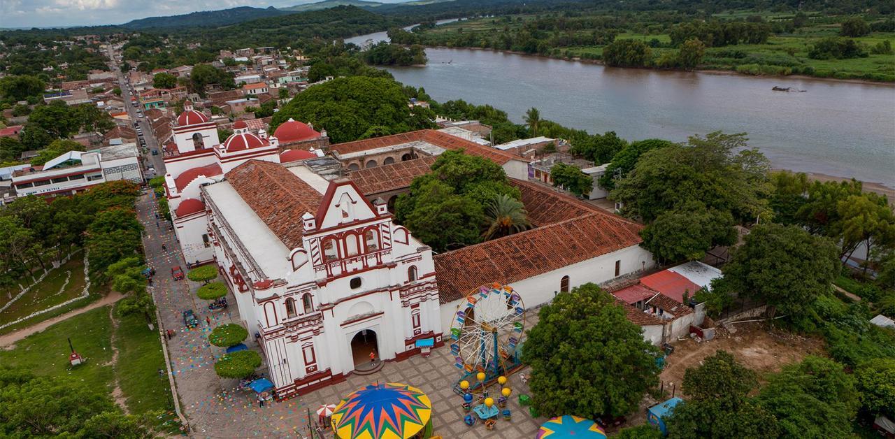 Hotel De Santiago チアパ・デ・コルソ エクステリア 写真